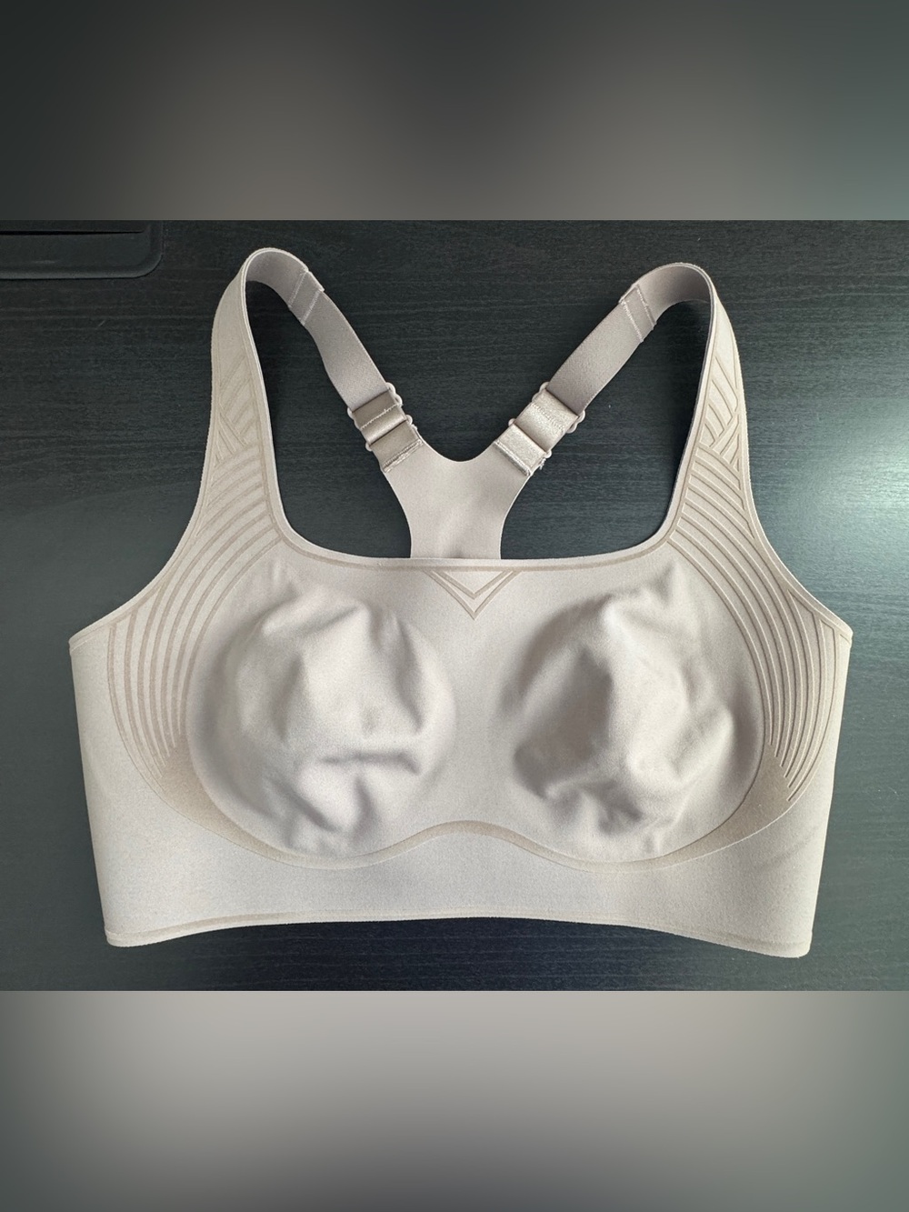 Victoria’s Secret VSX Sky Seamless Sport bra